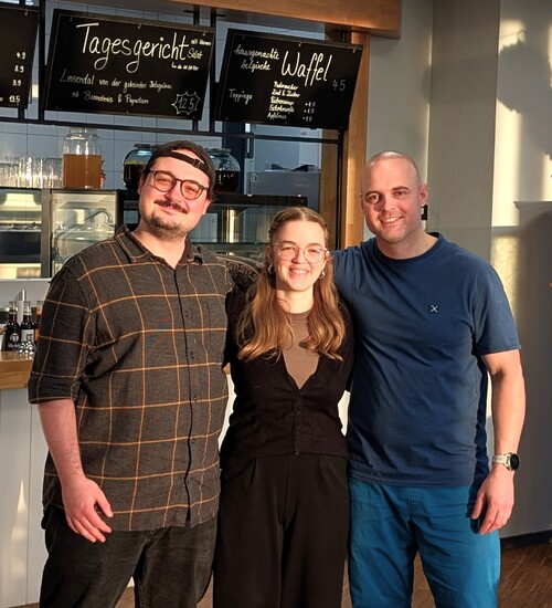 Anton, Tjorven und Roman - die neuen Bistro-P&auml;chter in der KLIMA ARENA